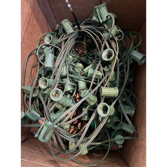 Christmas Holiday Light Strings Decor (4) VTG C9 Multicolor Bulbs + Empty Strand - Picture 10 of 10